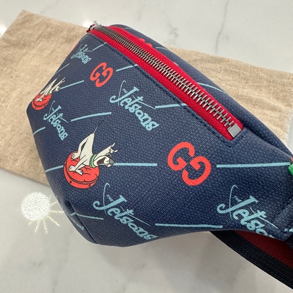 Gucci x Jetsons Fanny Waist Bag - Picture 3 of 7
